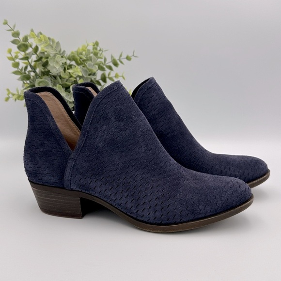 Lucky Brand Shoes - Lucky Brand Women’s Balei Heel Ankle Blue Leather Bootie Size 6.5